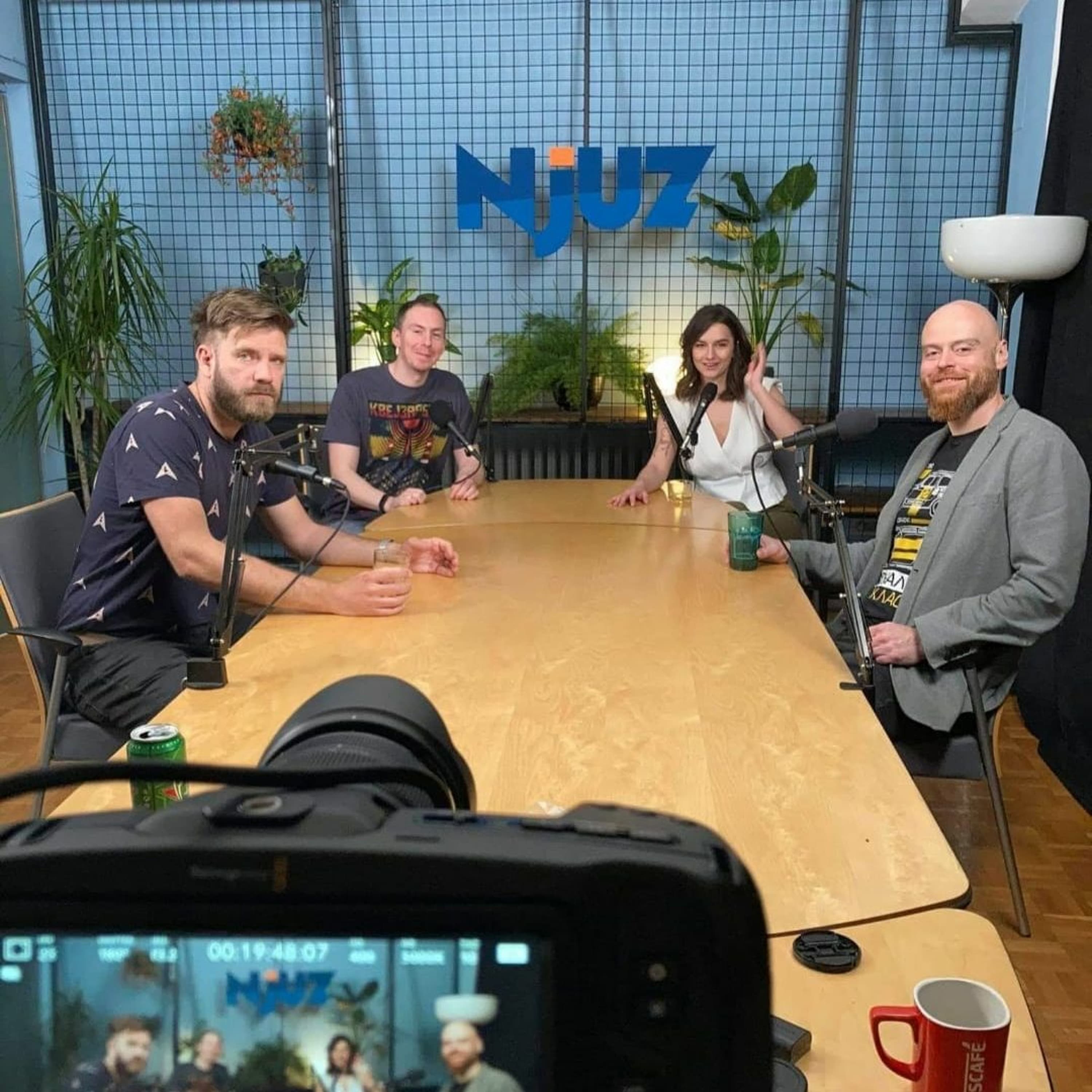 njuznet podcast cover art