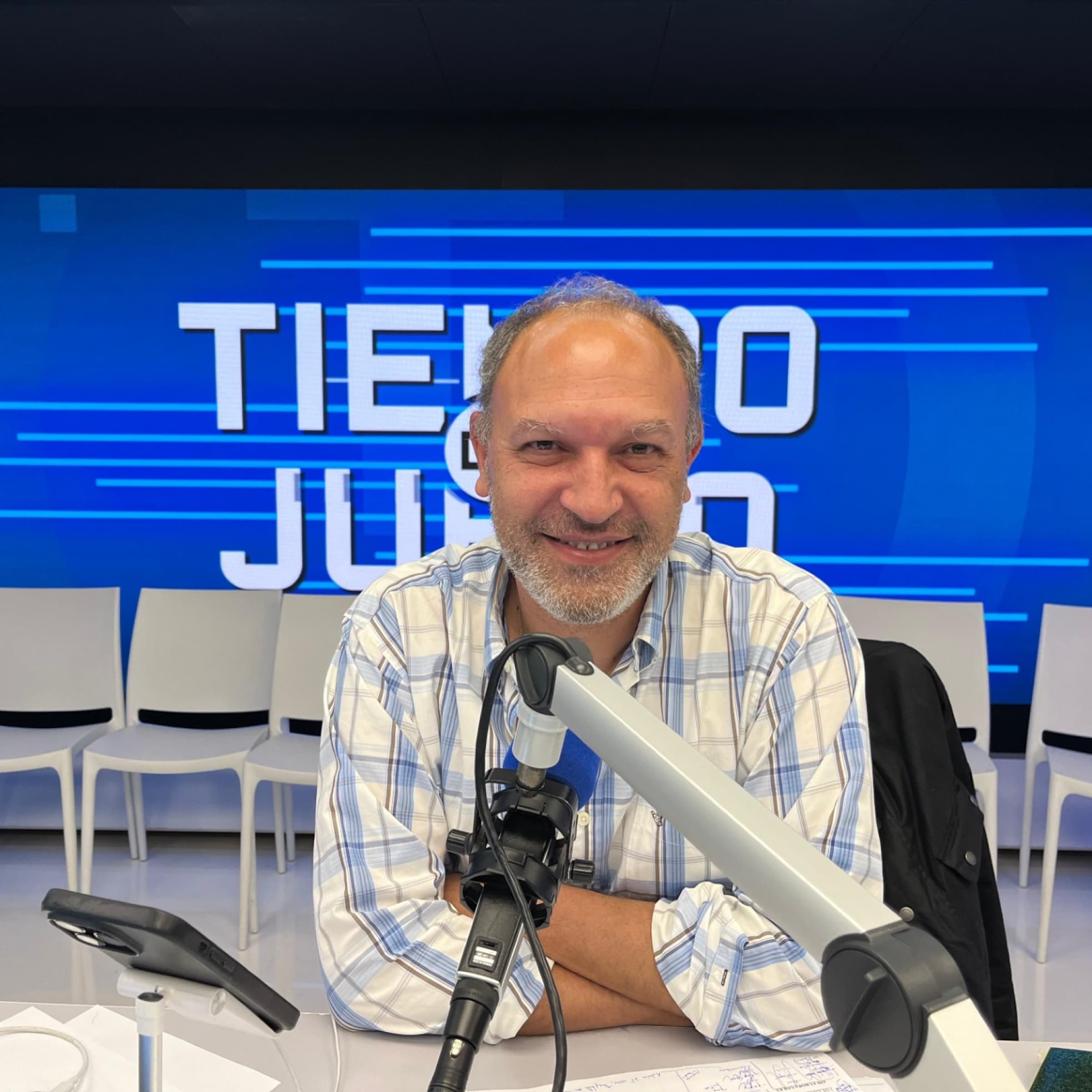 Tiempo de Juego podcast cover art