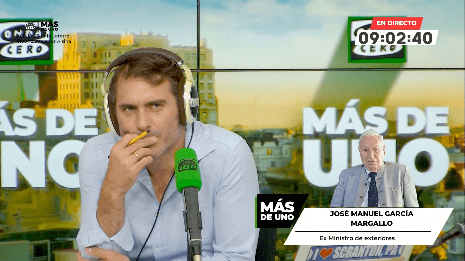 Más de uno podcast cover art